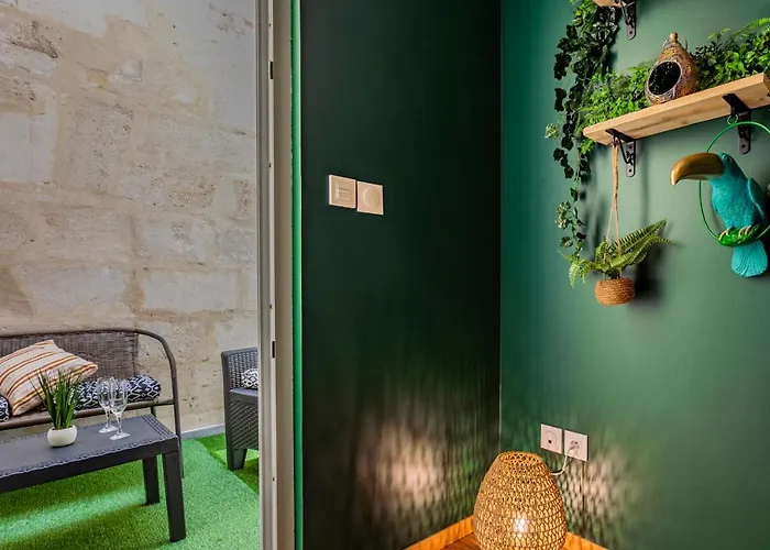 Appartement Jungle - Libourne Centre - 4 Pers - Sauna - Netflix