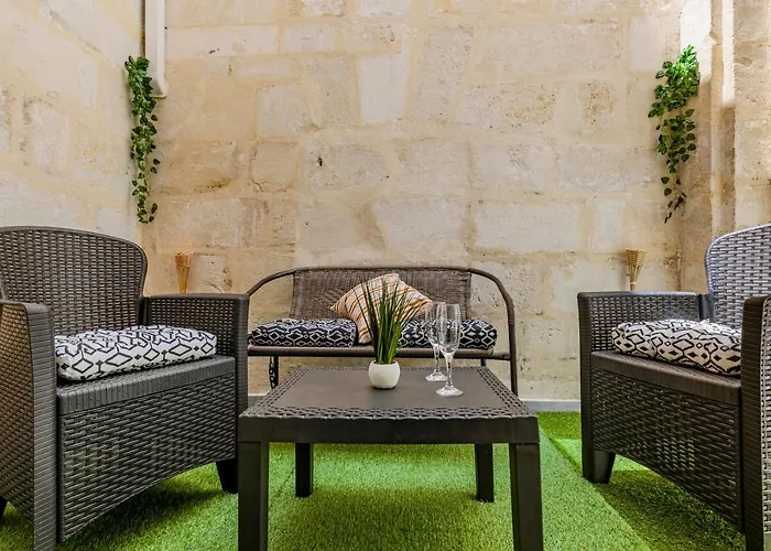 Appartement Jungle - Libourne Centre - 4 Pers - Sauna - Netflix